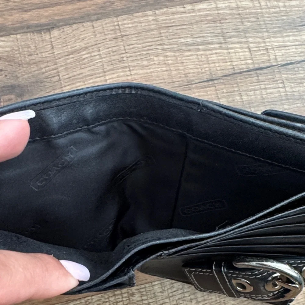 Vintage Coach Black Monogram SoHo Bifold Wallet - Picture 5 of 9